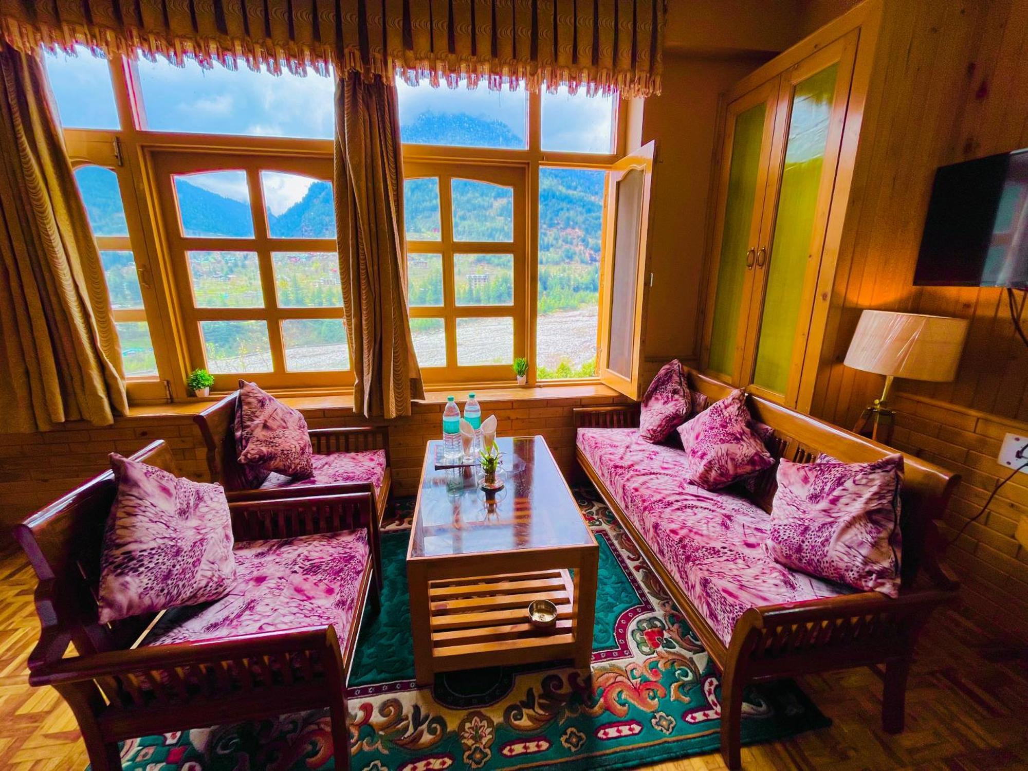 The Hollywood Vibes - #Riverview #Premium Rooms #Prime Location #Most Awarded #Parking #Top Rated #Open Terrace #Best Selling Hotel In Manali Eksteriør billede