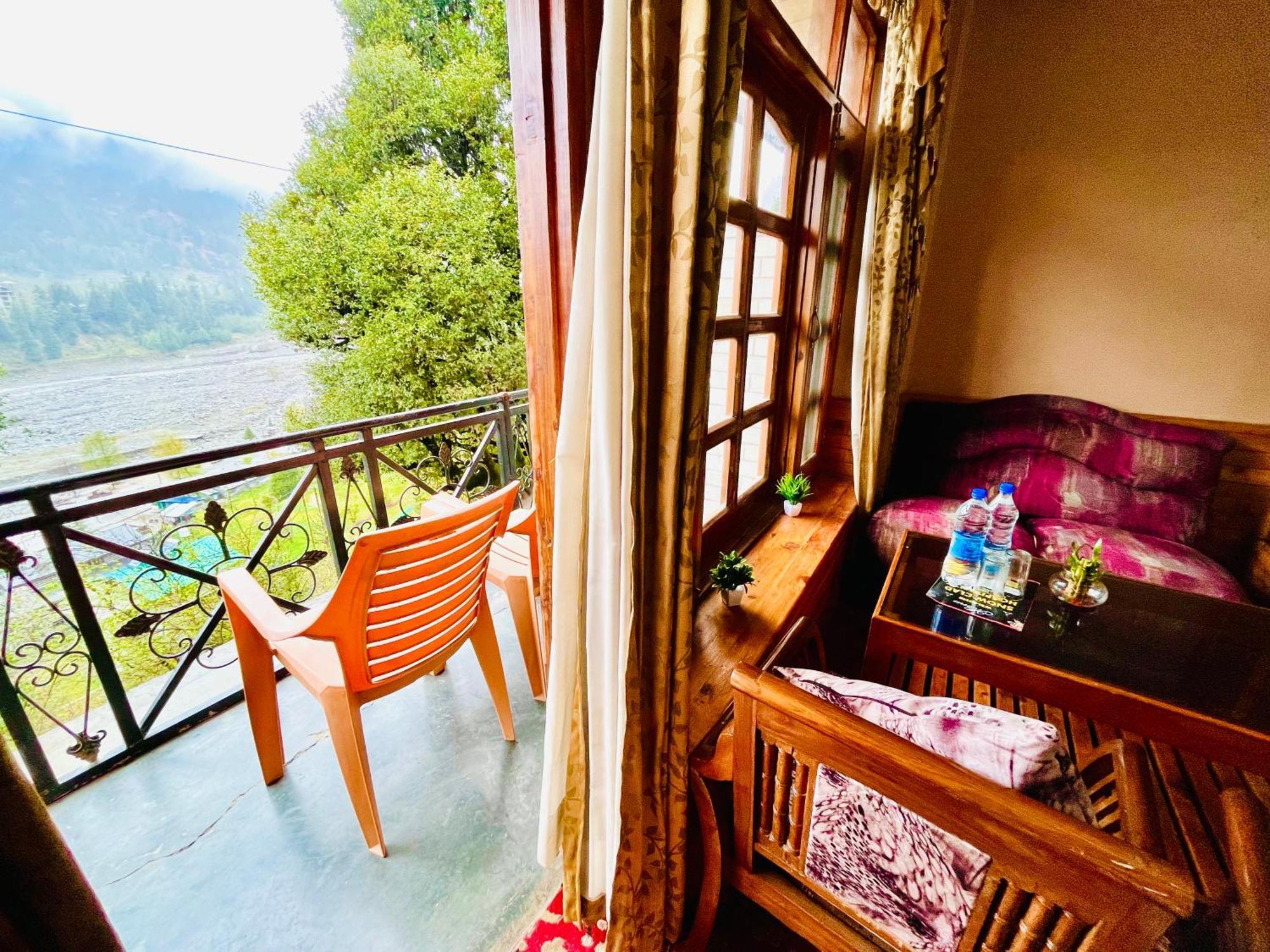 The Hollywood Vibes - #Riverview #Premium Rooms #Prime Location #Most Awarded #Parking #Top Rated #Open Terrace #Best Selling Hotel In Manali Eksteriør billede