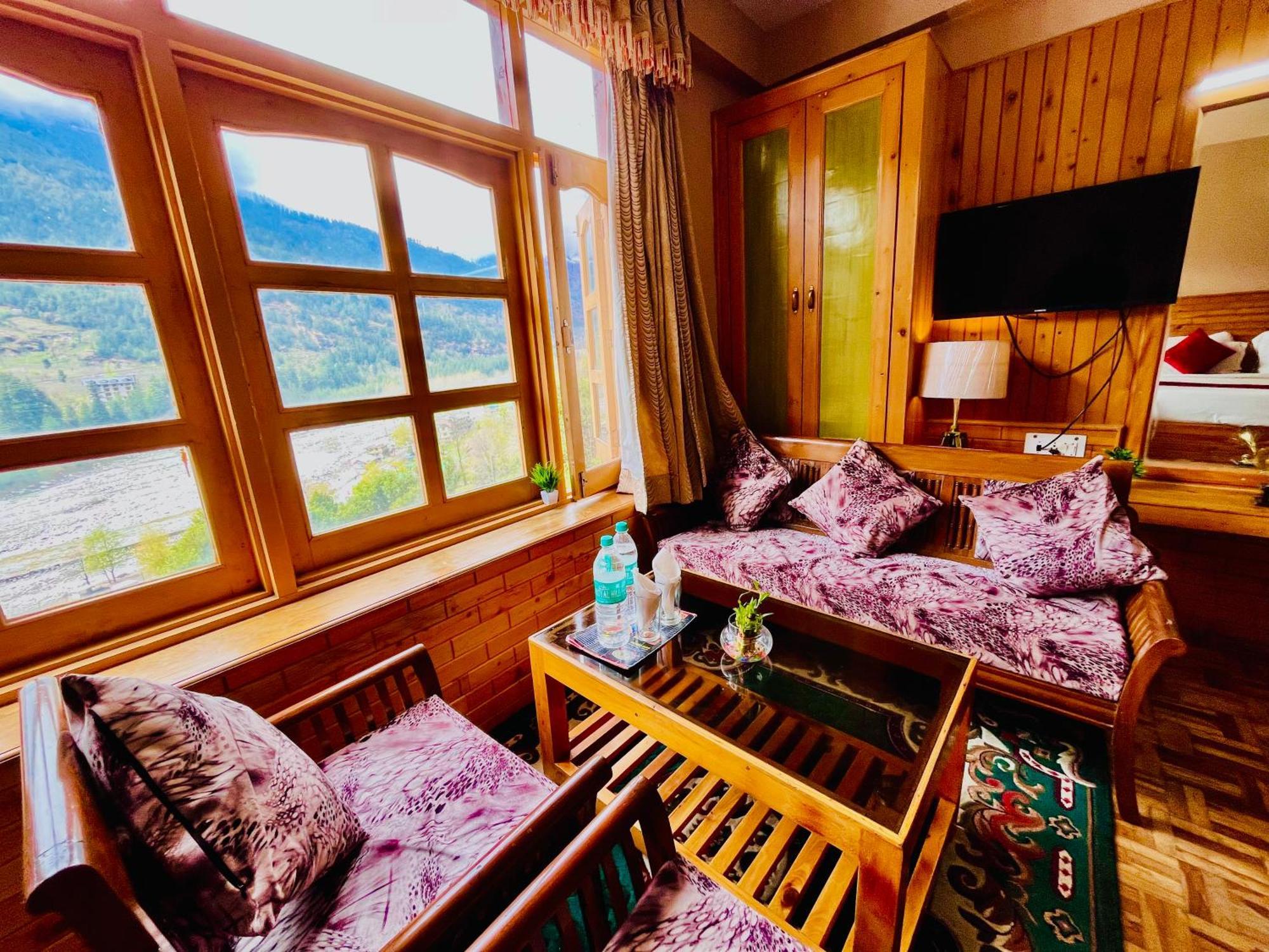 The Hollywood Vibes - #Riverview #Premium Rooms #Prime Location #Most Awarded #Parking #Top Rated #Open Terrace #Best Selling Hotel In Manali Eksteriør billede