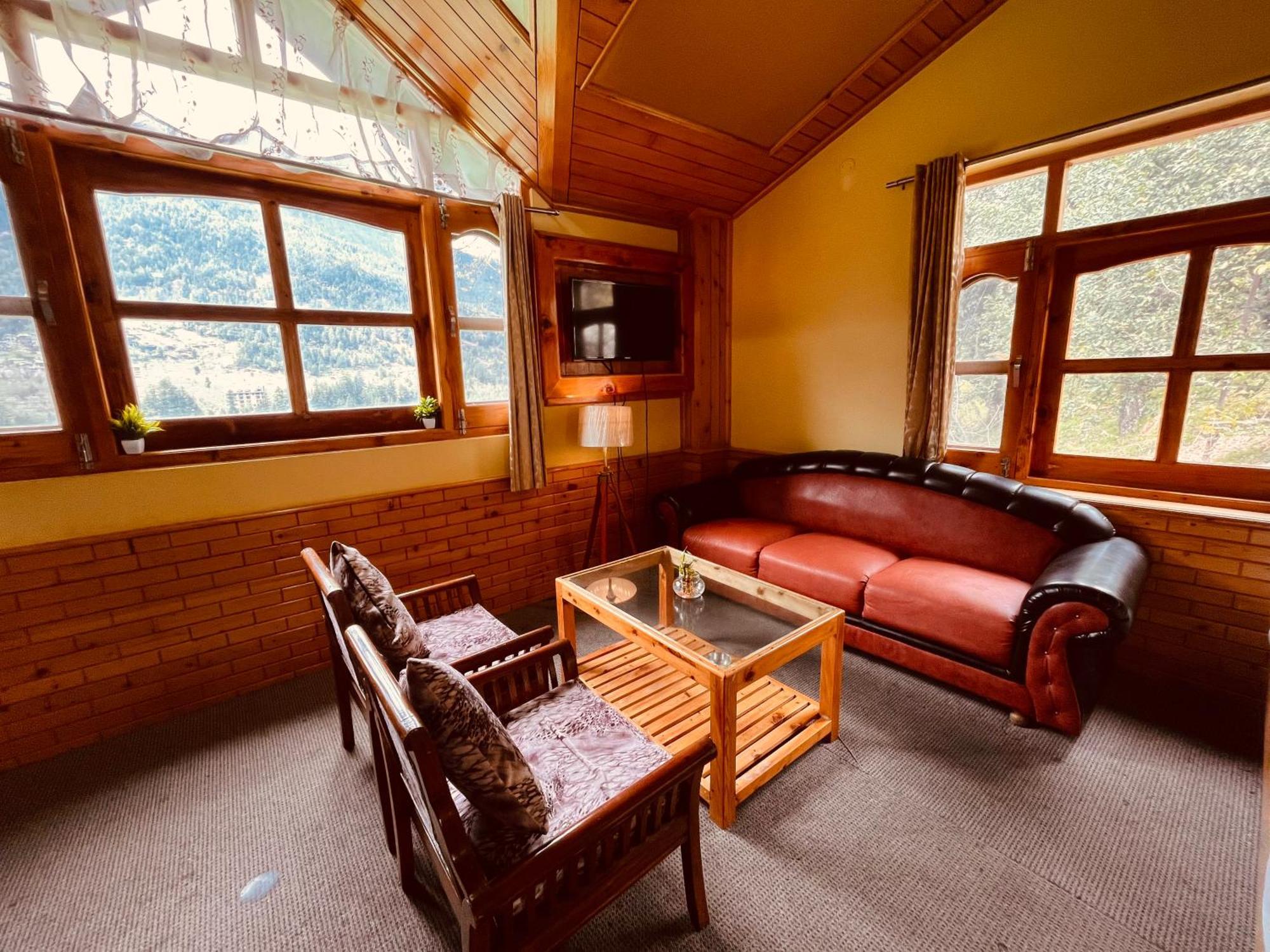 The Hollywood Vibes - #Riverview #Premium Rooms #Prime Location #Most Awarded #Parking #Top Rated #Open Terrace #Best Selling Hotel In Manali Eksteriør billede