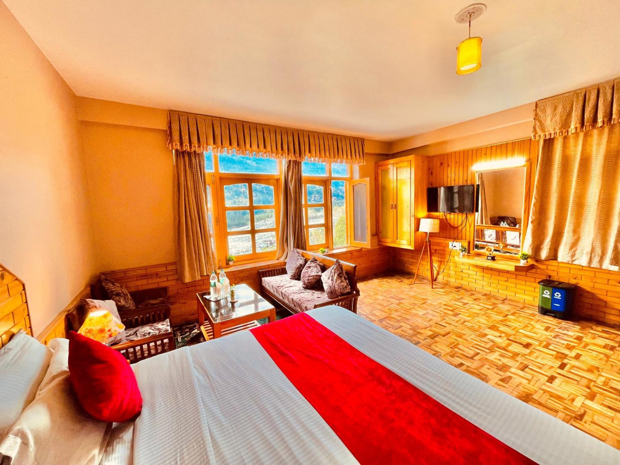 The Hollywood Vibes - #Riverview #Premium Rooms #Prime Location #Most Awarded #Parking #Top Rated #Open Terrace #Best Selling Hotel In Manali Eksteriør billede