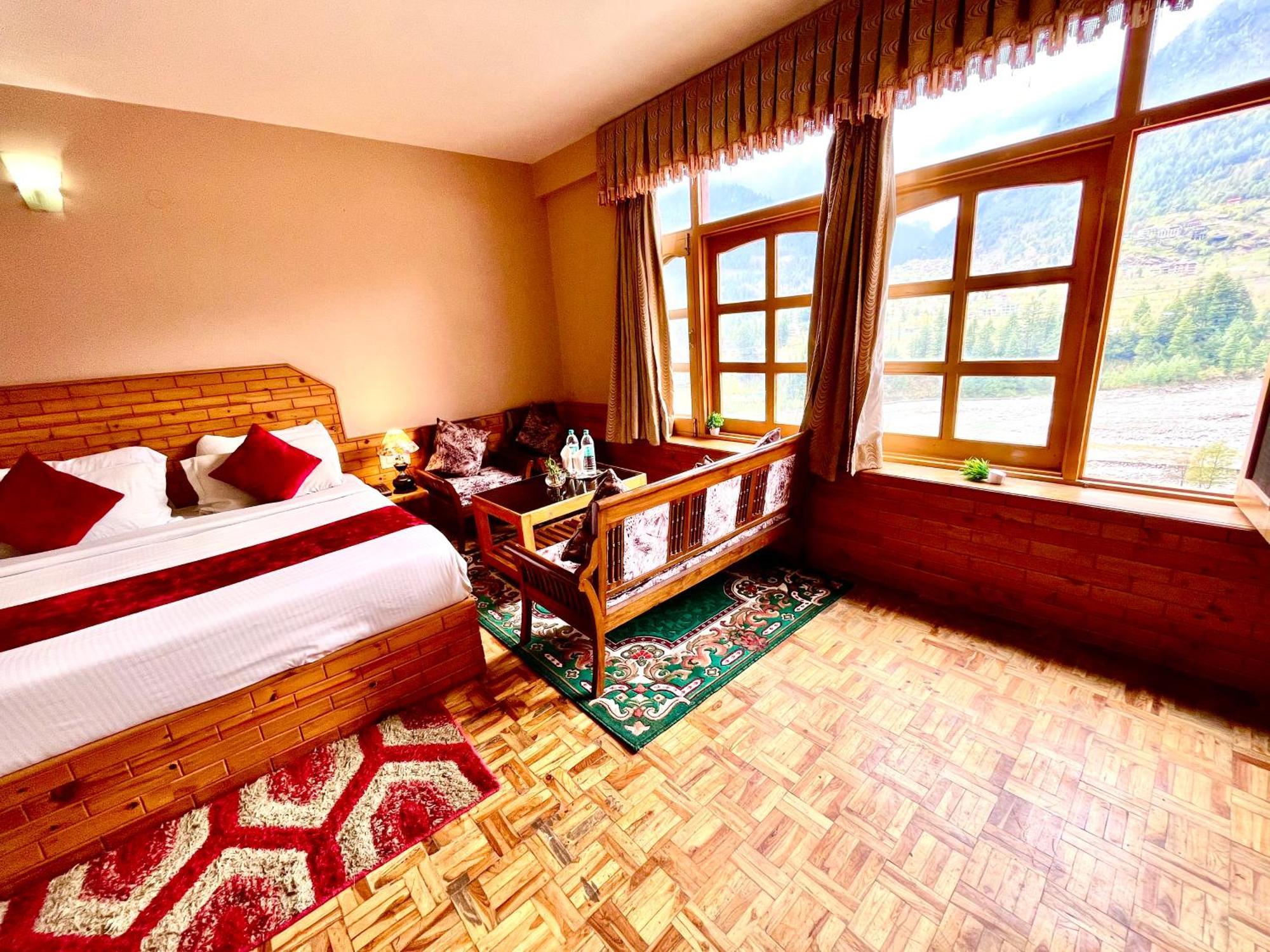 The Hollywood Vibes - #Riverview #Premium Rooms #Prime Location #Most Awarded #Parking #Top Rated #Open Terrace #Best Selling Hotel In Manali Eksteriør billede