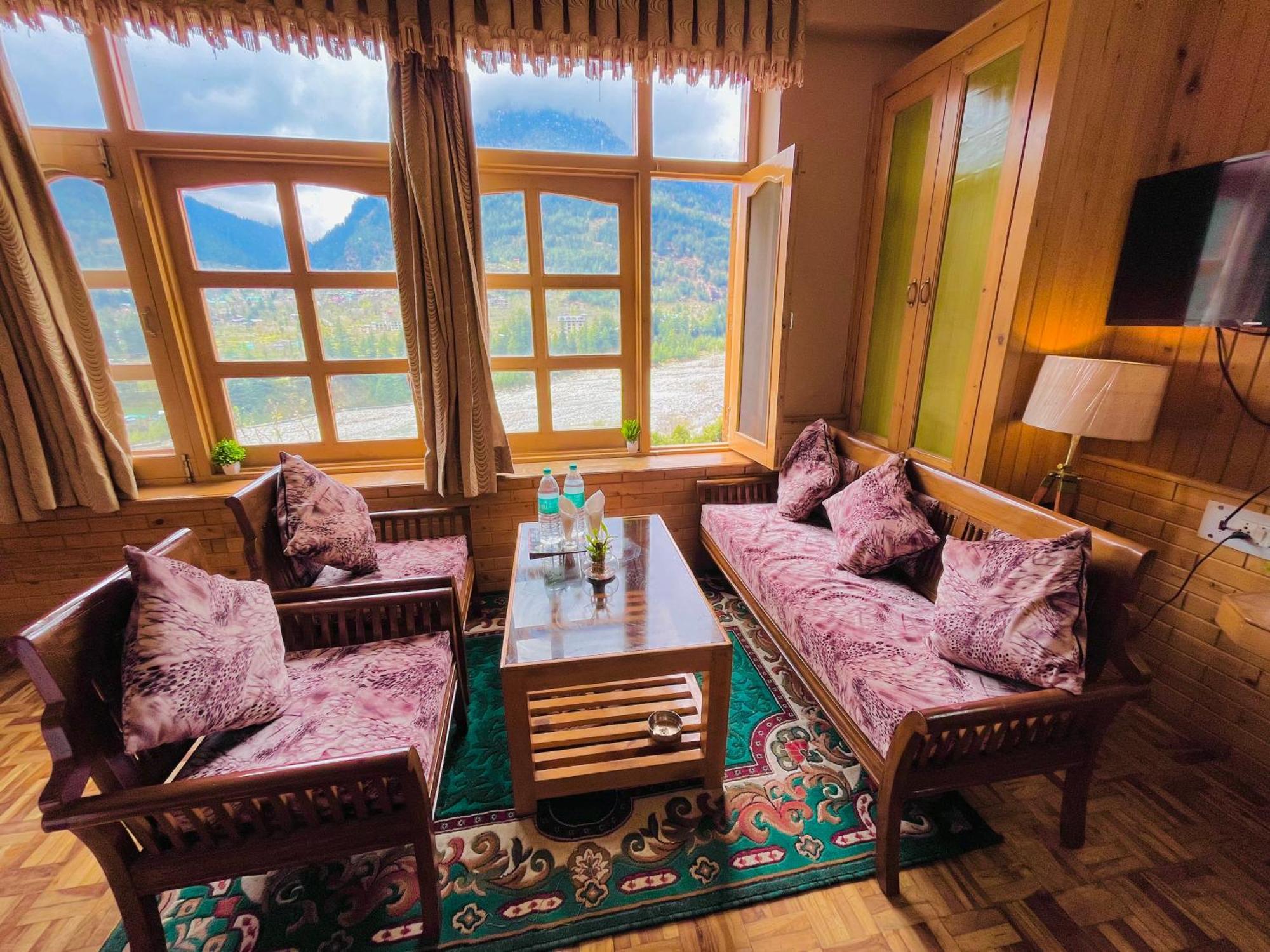 The Hollywood Vibes - #Riverview #Premium Rooms #Prime Location #Most Awarded #Parking #Top Rated #Open Terrace #Best Selling Hotel In Manali Eksteriør billede